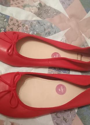 Туфли балетки bata 36р кожа