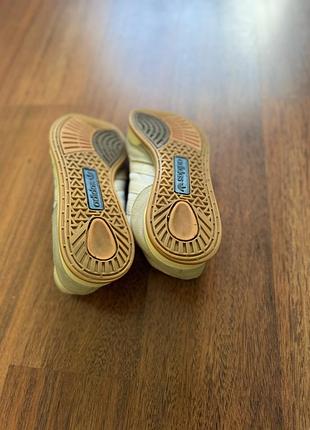 Кросівки adidas 4