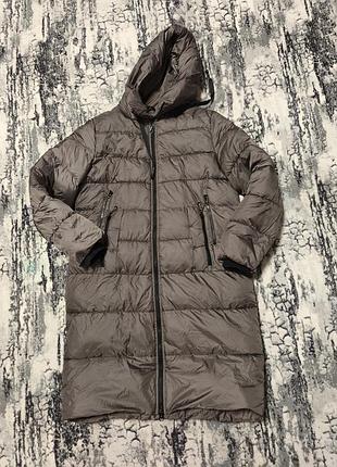 Зимнее пальто ковового цвета