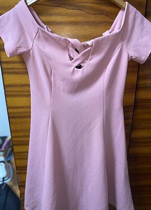 Рожеве плаття