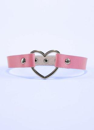 Рожевий чокер з металевим сердечком