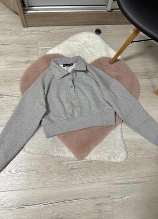 Вкорочений світшот від plt