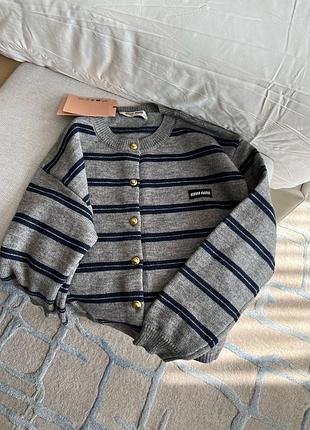 Преміальний брендовий жіночий светр кардиган міу у смужку