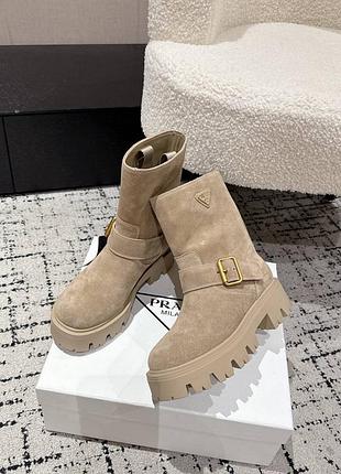 Ботинки женские