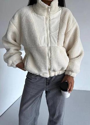 Бомбер куртка
