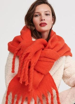 Шарф об'ємний яскравий колір