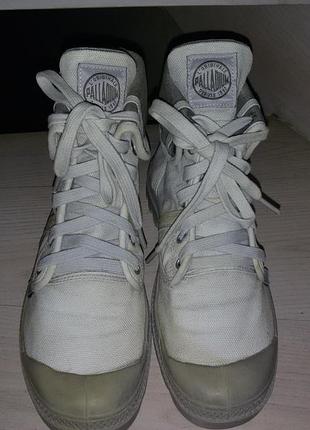 Palladium высокие кеды размер 38 (24,3 см)