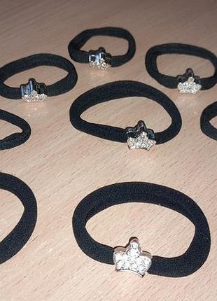 Гумка для волосся з прикрасою корона  уважно  читайте  умови  пересилки!!!