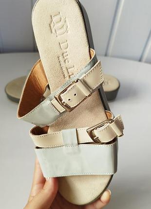 Босоніжки шкіряні 36р