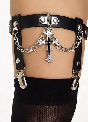 Гартер з ланцюжками хрестами готика гранж рок панк