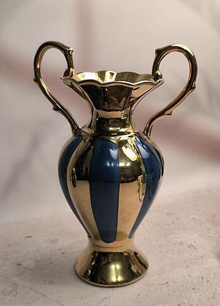 Ваза с позолотой