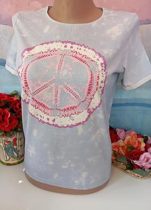 Футболка женская.