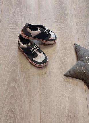 Кросівки puma