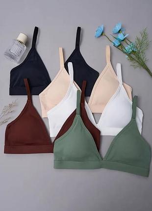 Топ бюстгальтер гладенький приємний до тіла у кольорах