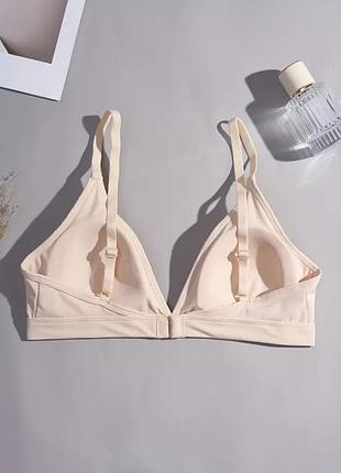 Топ бюстгальтер гладенький приємний до тіла у кольорах