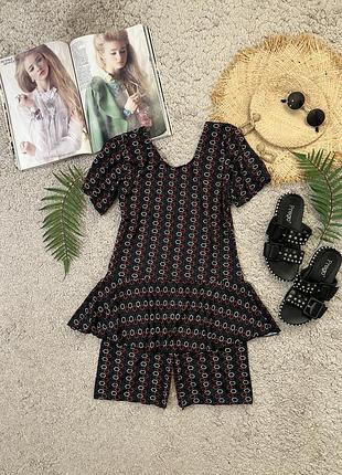 Оригинальный спортивный комбинезон с баской No293max