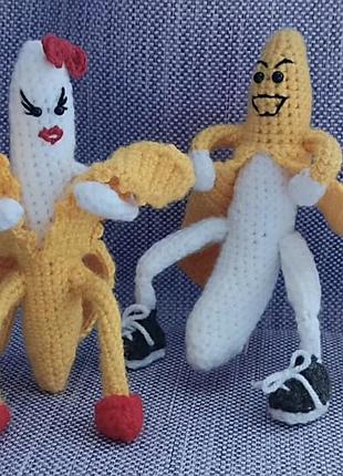 Игрушки "бананы-эксгибионисты"