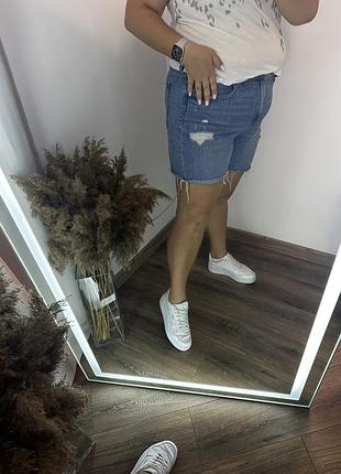 Шорти великого розміру