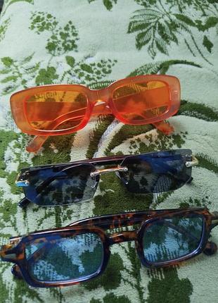 Аксесуари  на обличчя три пари .'