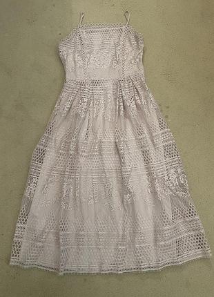 Сукня до ікр