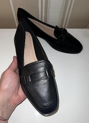 Туфлі жіночі