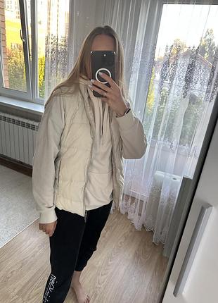 Пухова жилетка