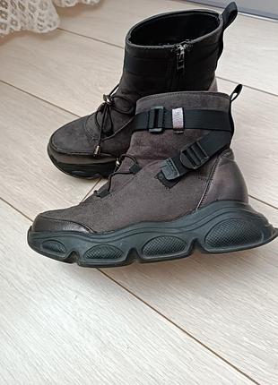 Зимние ботинки