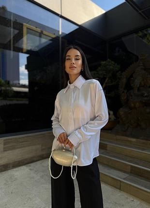 Шовкова сорочка — must-have для стильного гардеробу.