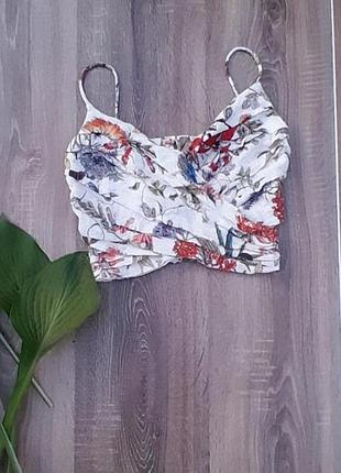 Стильный топ из льна от бренда zara