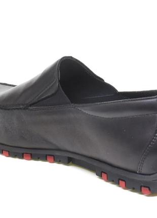 Кожаные мокасины