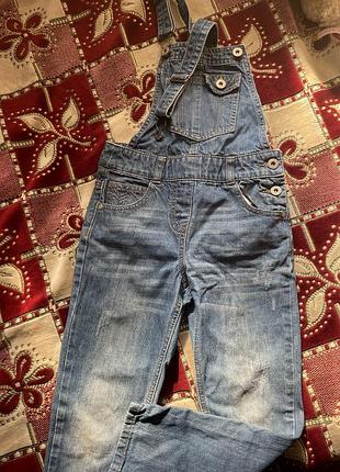 Джинсовий комбінезон для дівчинки