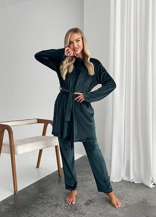 Велюровий домашній костюм трійка піжама з халатом на запах з футболкою з штанами прямого крою