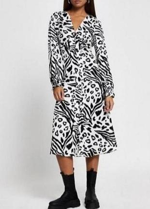 Сукня сатинова