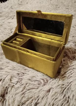 Шкатулка винтажная для украшений