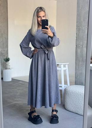 Платье-миди вельвет с резинкой на тале