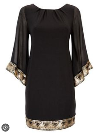 Стильная туника декоративнная пайетками