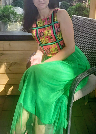 Платье из атласа и шифона