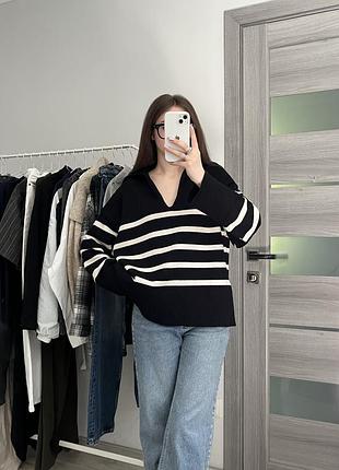 Чорний светр в смужку від zara