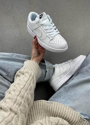 Женские кроссовки nike