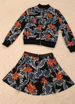 Костюм женский