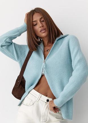 В'язаний кардиган із коміром на блискавці