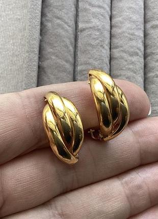 Сережки вінтажні маленькі золотого кольору