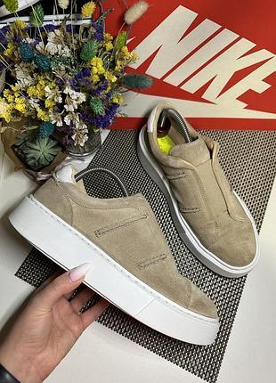 Оригінальні кросівки clarks