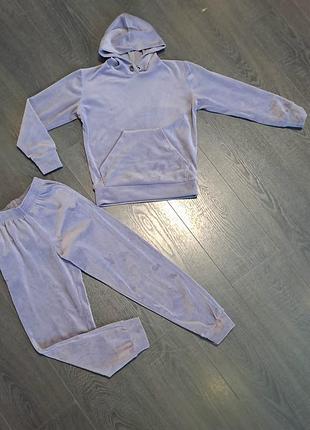 Костюмчик велюровый для девочки