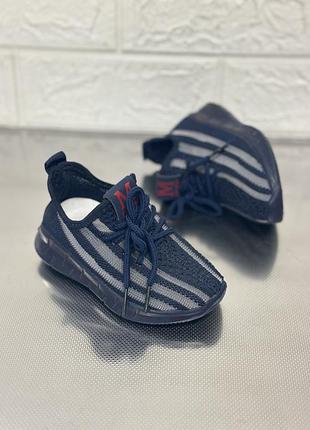 Ізі на хлопчика кросівки для хлопчиків мокасини сліпони капці ізики