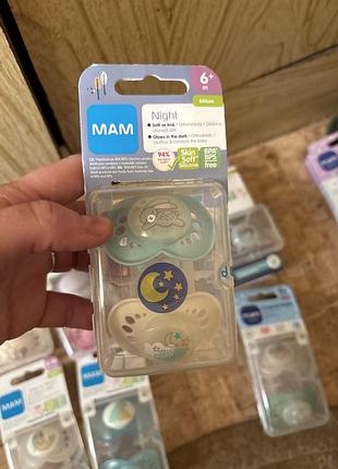 Новые пустышки нічні mam night 6+ месяца нові пустушки дурники