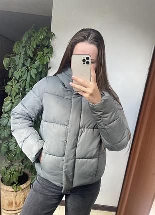 Куртка reserved жіноча розмір s тепла пуховик стильний хакі