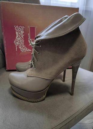 Ботильйони черевички на шпильці шпилька сапожки демосезон каблук замша (56)