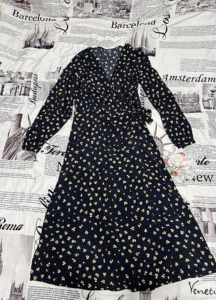 🏵️ніжна сукня на затин.