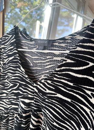 Сукня з принтом 3